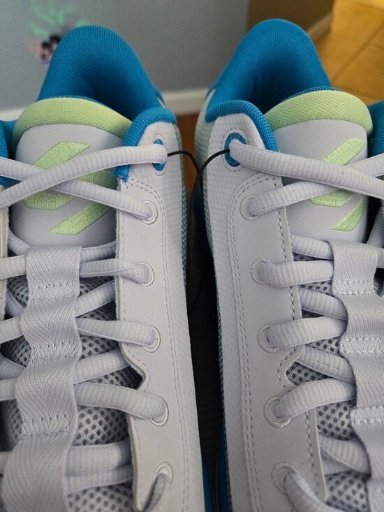 Jordan Luka .77 Football Grey Vapor Green HF0806 002 Men\'s Basketball 11.5 main image 13